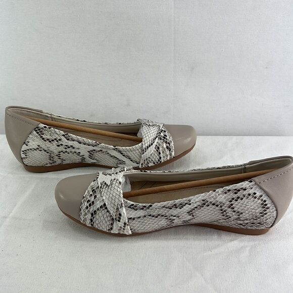 BareTraps Snakeskin-Embossed Mitsy Flats- Cream Multi- Size 8.5 M- NIB - Picture 4 of 8